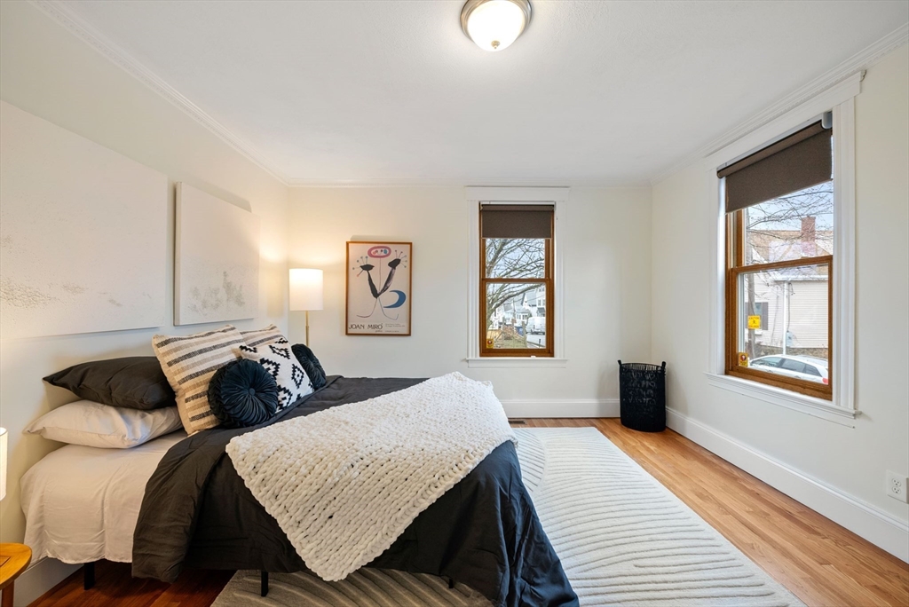 11 Symonds St # 1