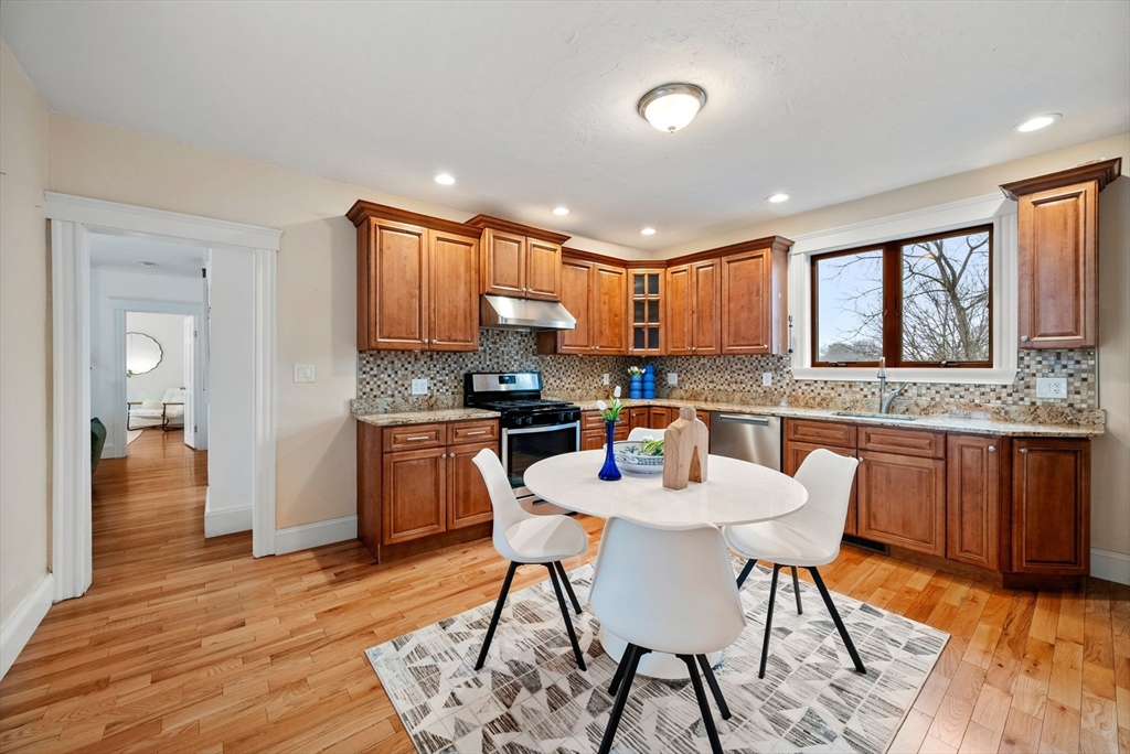 11 Symonds St # 1