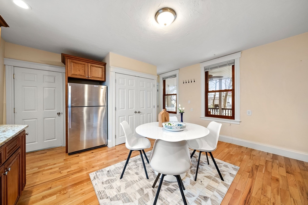 11 Symonds St # 1