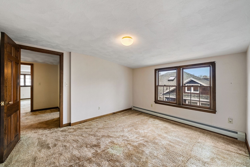 5 Frankwood Ave
