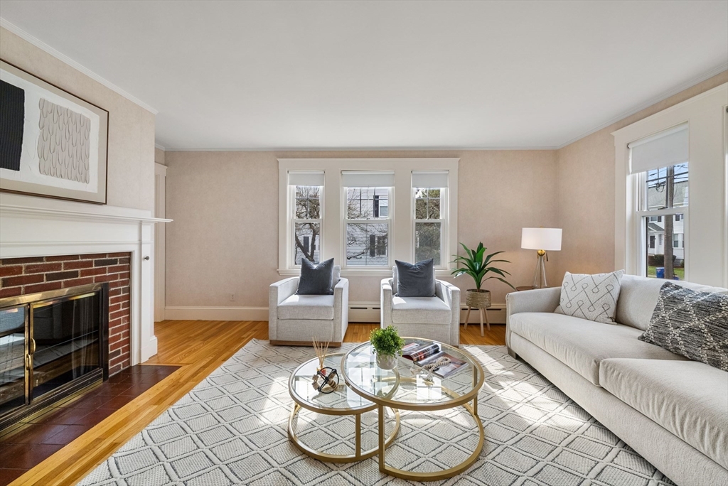 5 Frankwood Ave