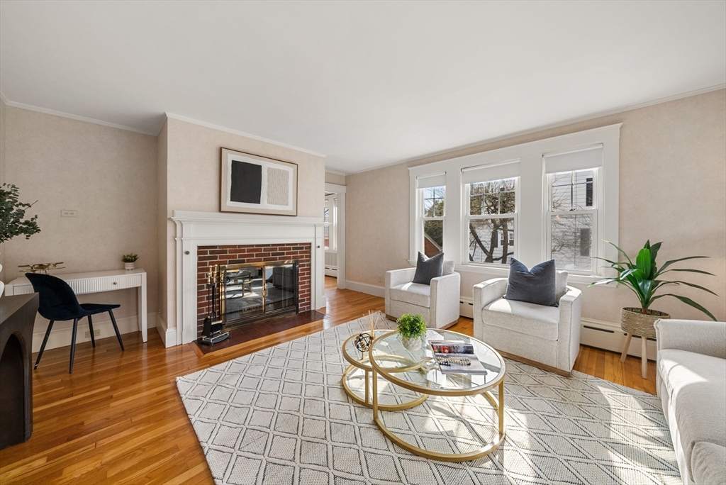 5 Frankwood Ave