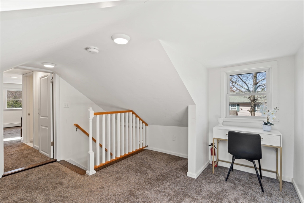 7 South St