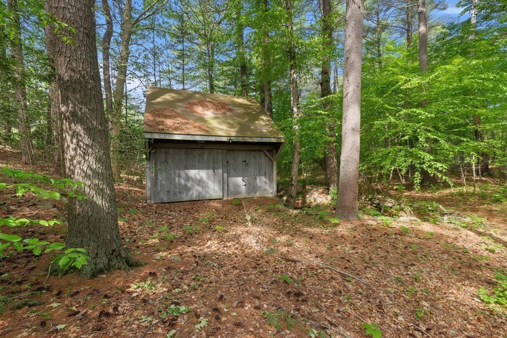 9 Turtleback Rd