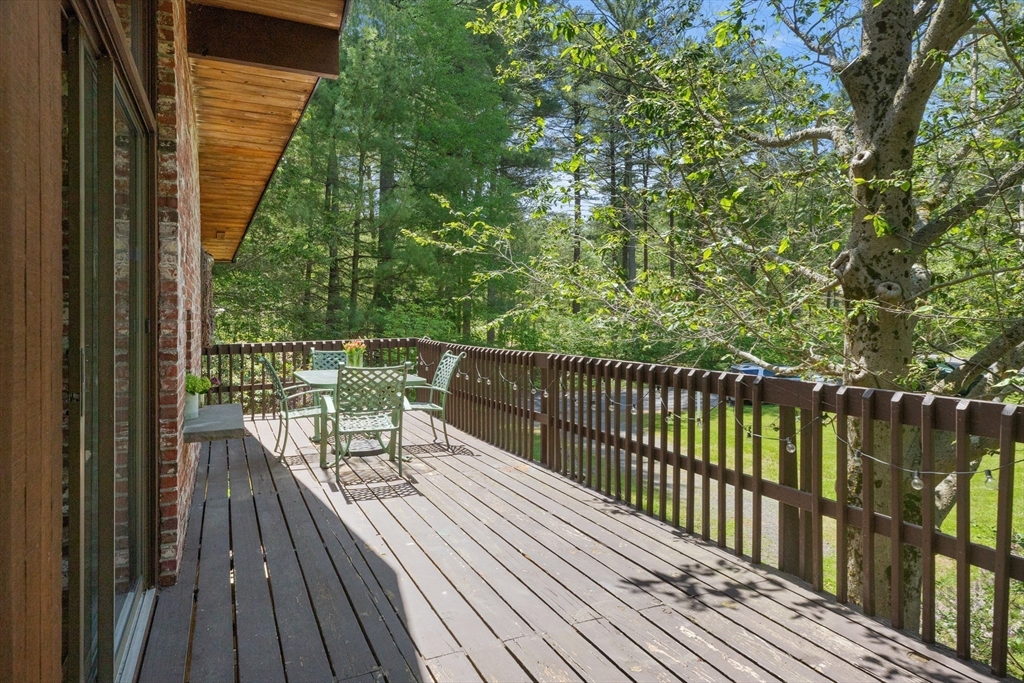 9 Turtleback Rd