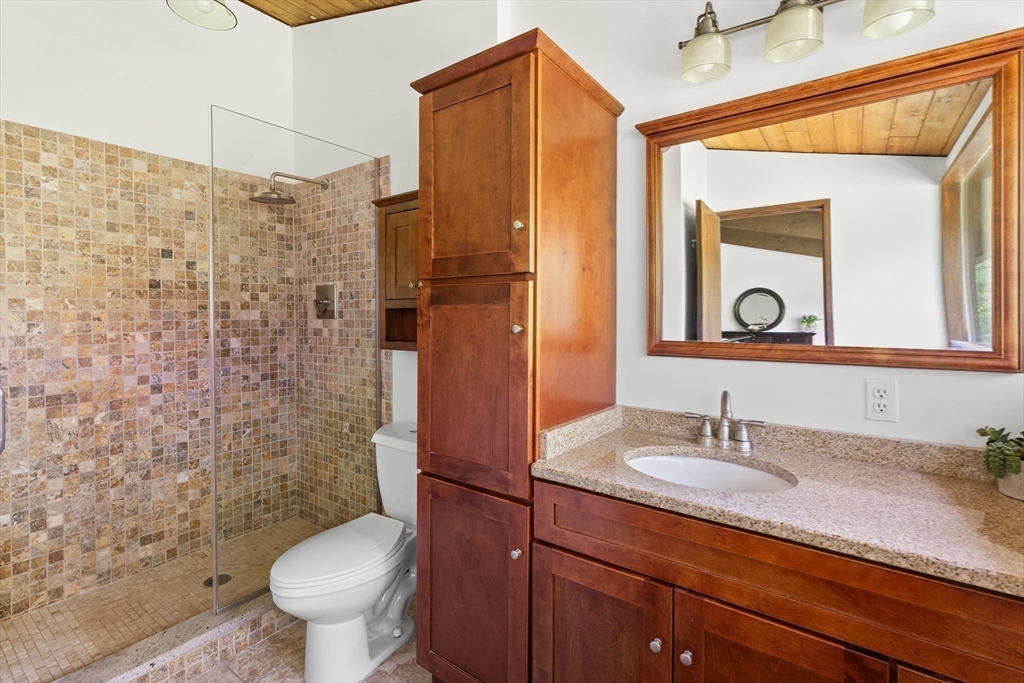 9 Turtleback Rd