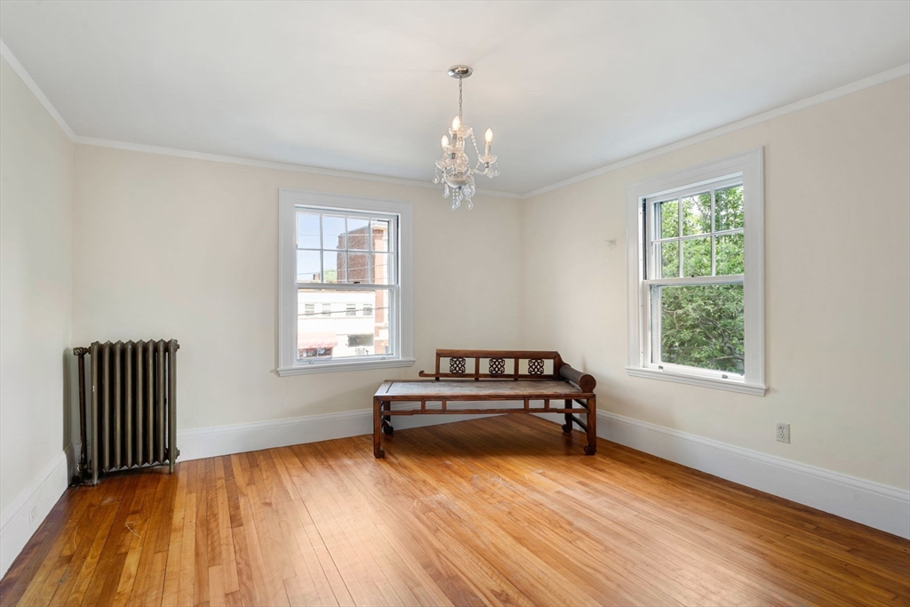 232 Lafayette St