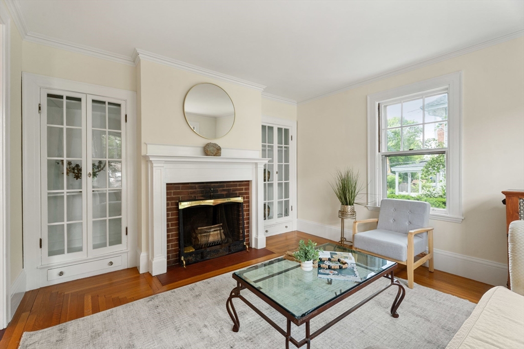 232 Lafayette St