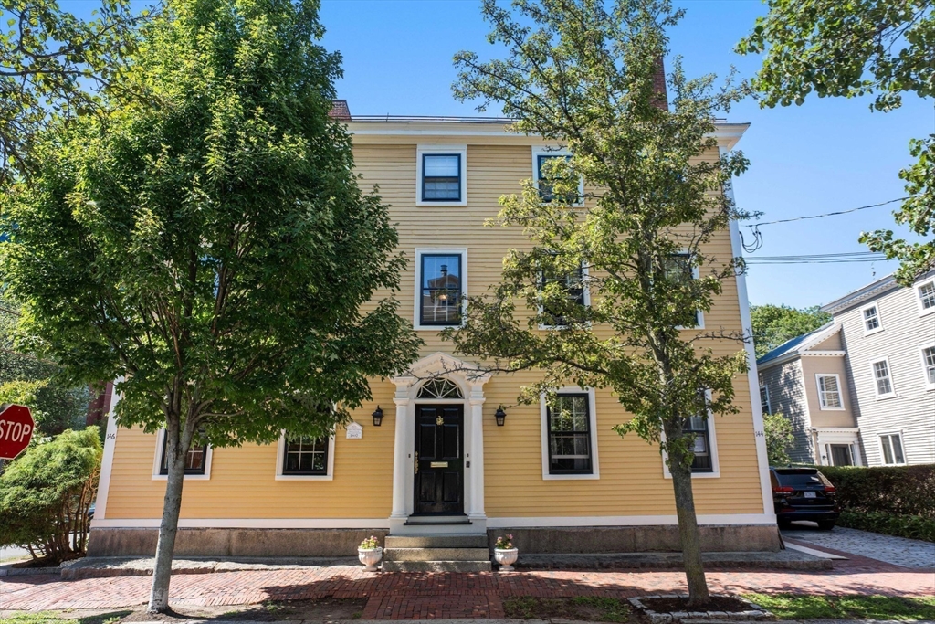 146 Federal St # 146