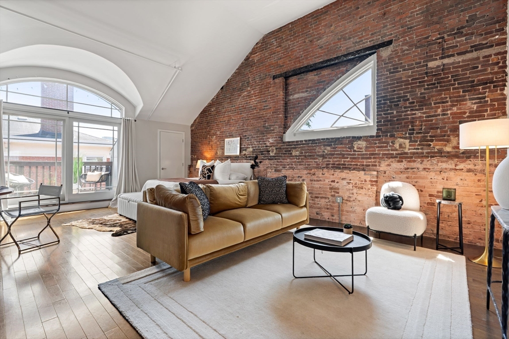 7 Crombie St # 13