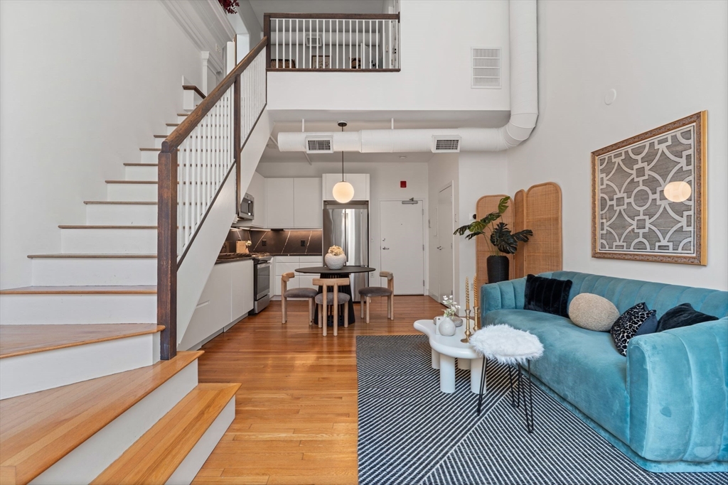 7 Crombie St # 13