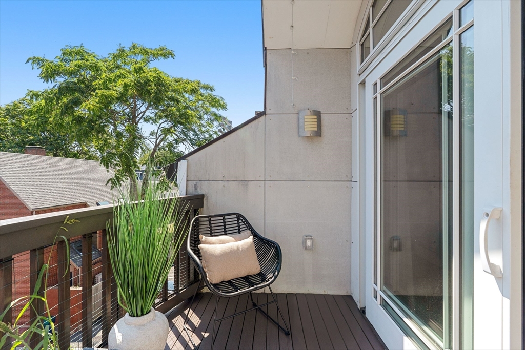 7 Crombie St # 13