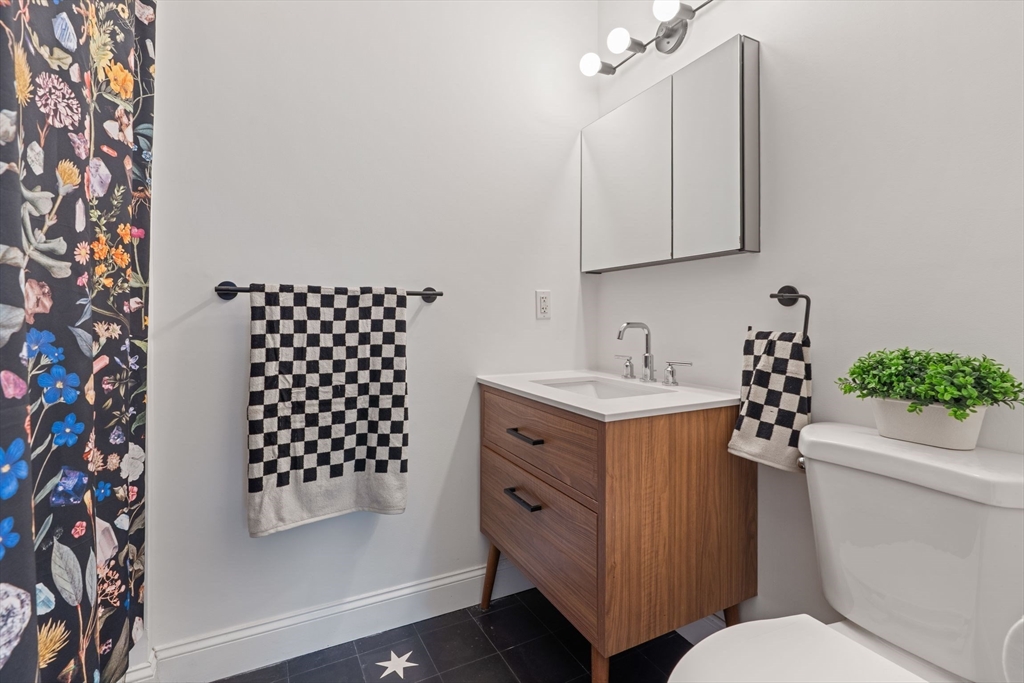 7 Crombie St # 13