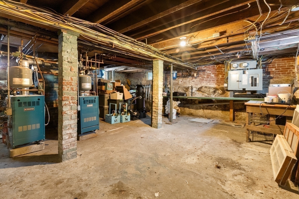 19 Trask St # 2