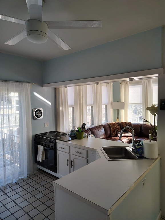 357 Lafayette St # 2