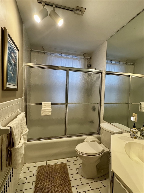 357 Lafayette St # 2