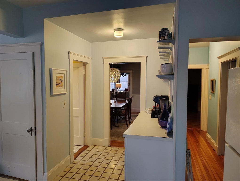 357 Lafayette St # 2