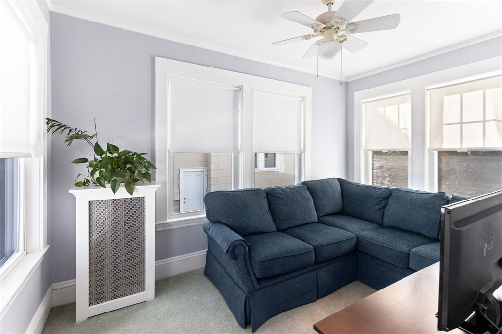 16-18 Pondview Rd