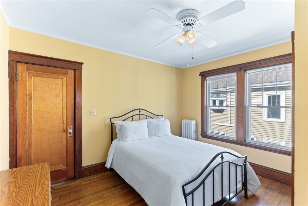 16-18 Pondview Rd