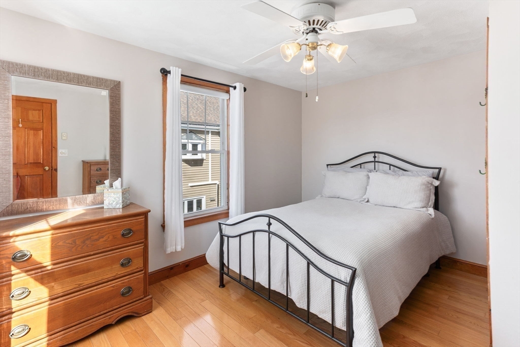 16-18 Pondview Rd