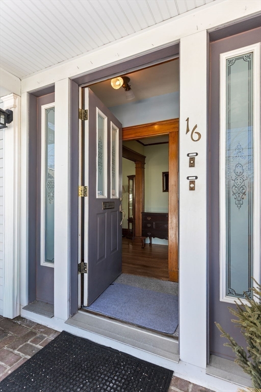 16-18 Pondview Rd
