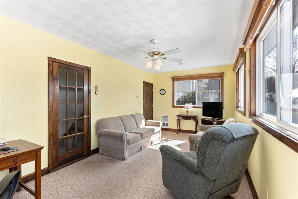 16-18 Pondview Rd