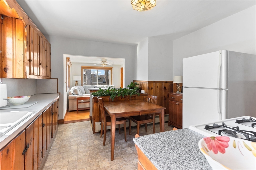 16-18 Pondview Rd