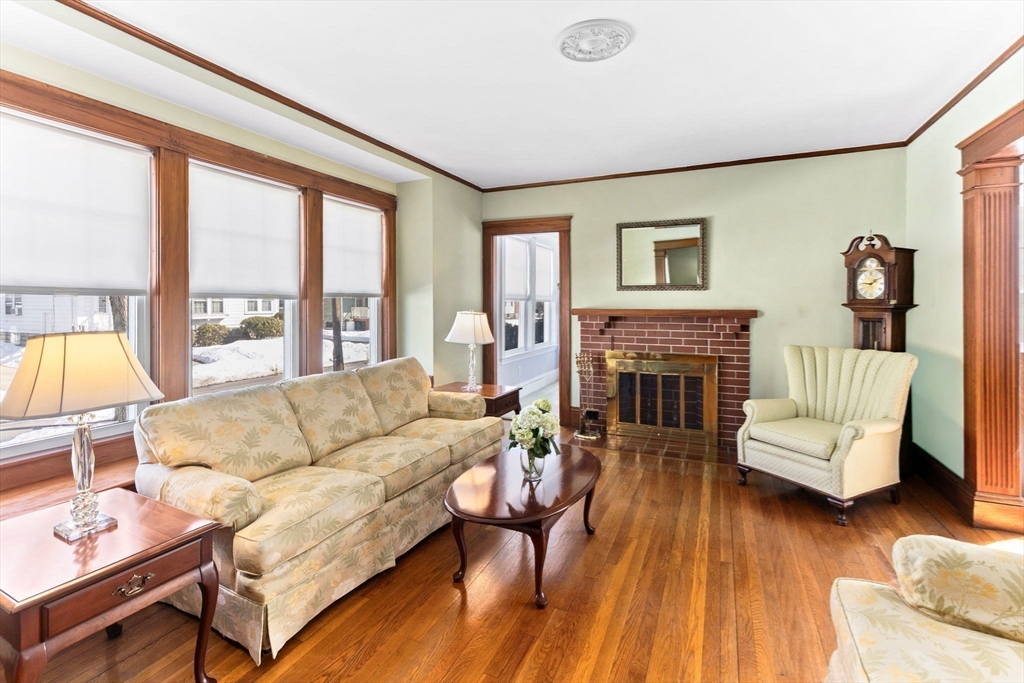 16-18 Pondview Rd