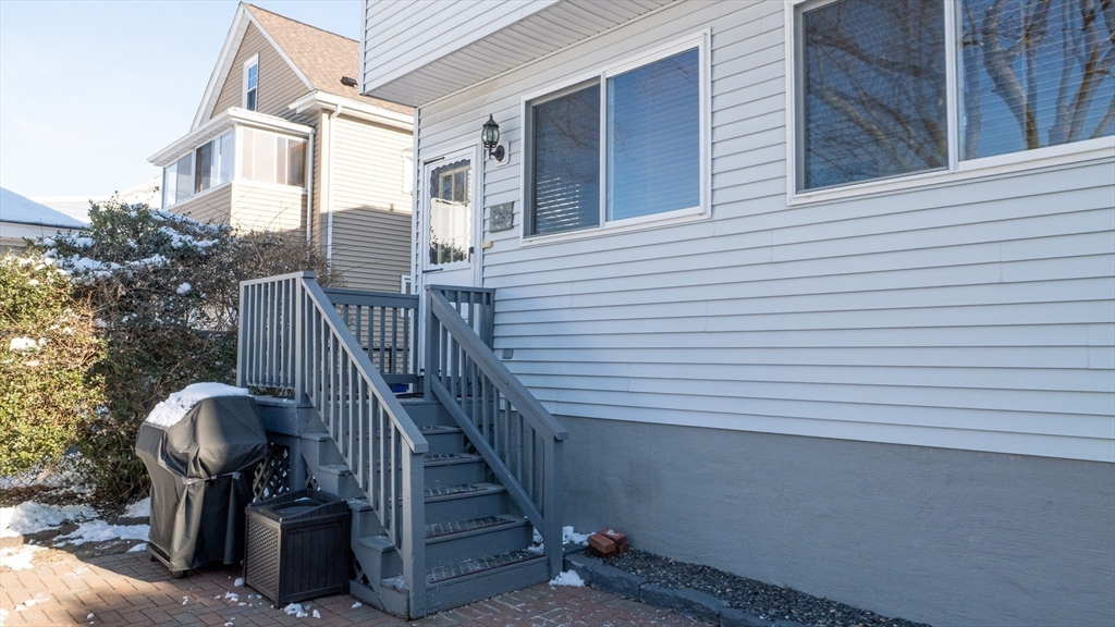 16-18 Pondview Rd