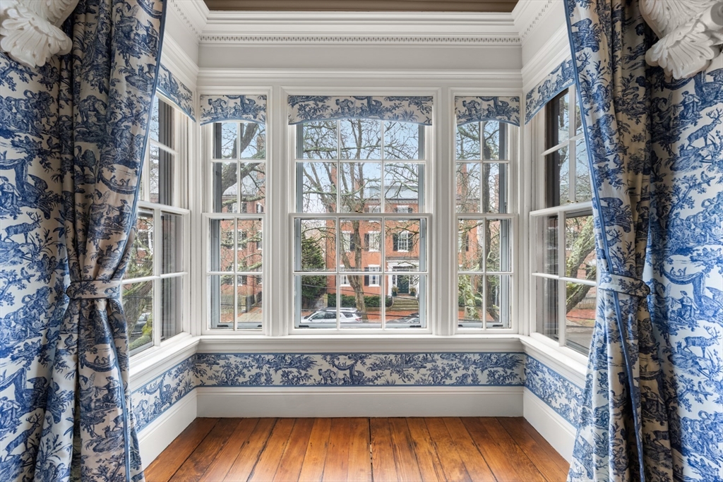 40 Chestnut St