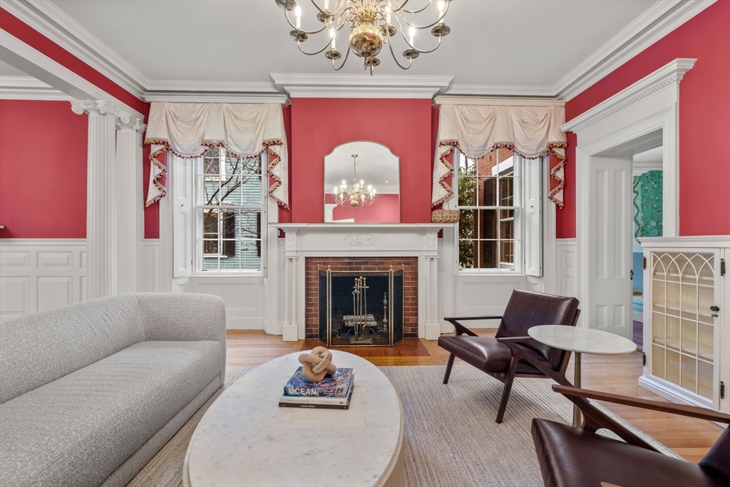 40 Chestnut St