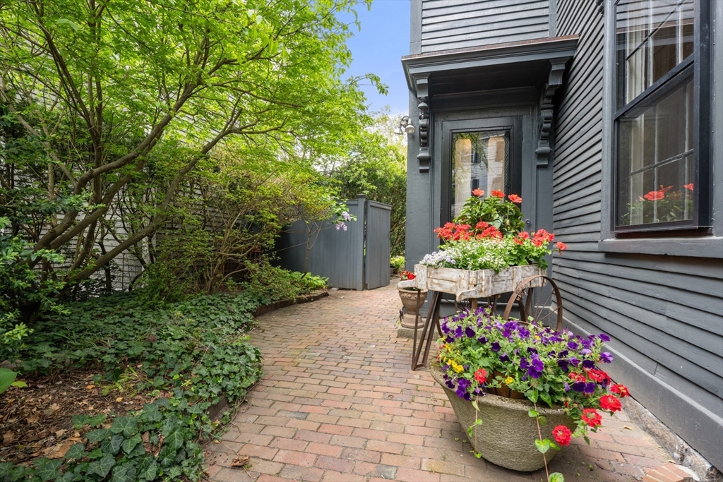 114 Federal St # 114