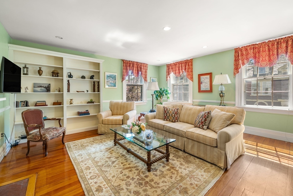 7 Hamilton St # 3