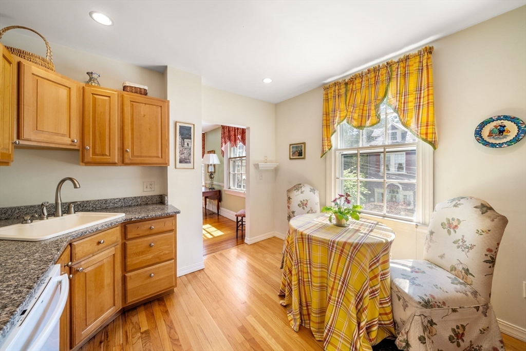 7 Hamilton St # 3