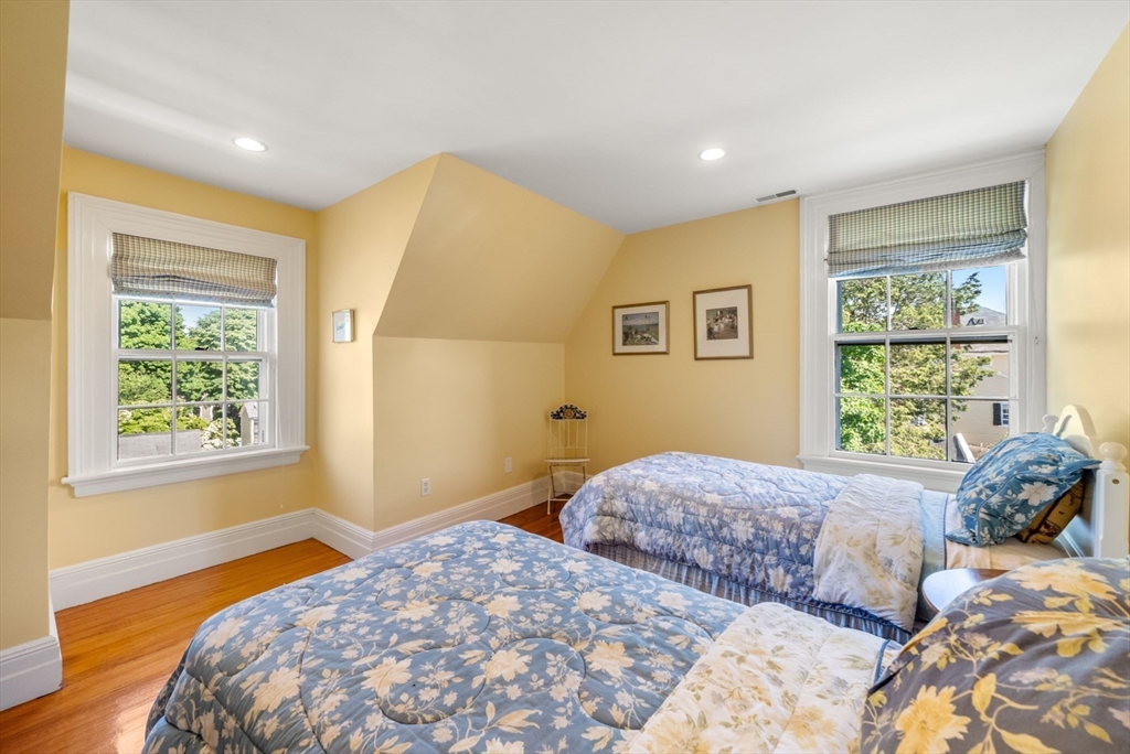 7 Hamilton St # 3