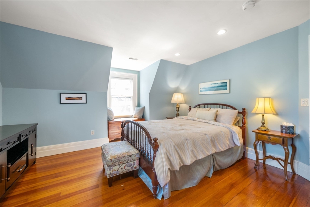 7 Hamilton St # 3
