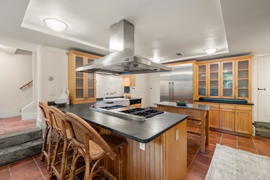 33 Chestnut St