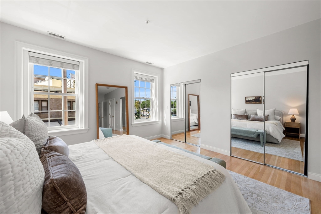 141 Washington St # 3
