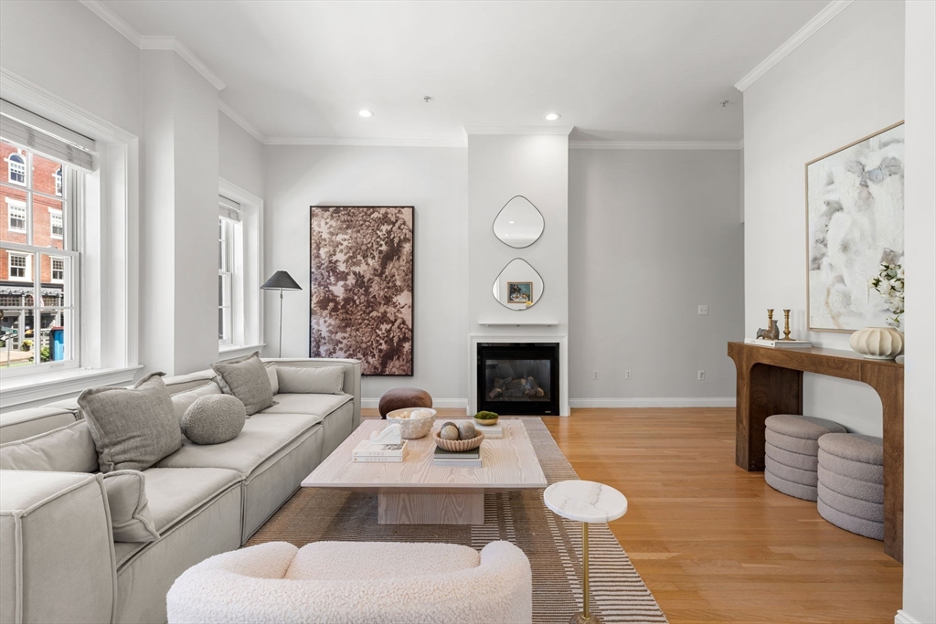 141 Washington St # 3