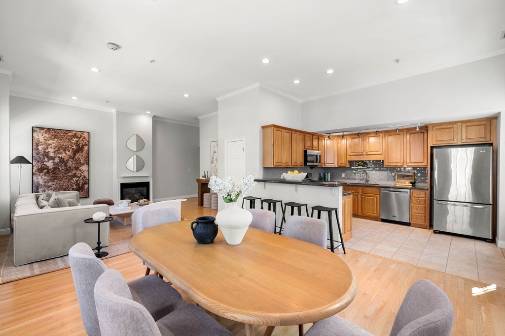 141 Washington St # 3