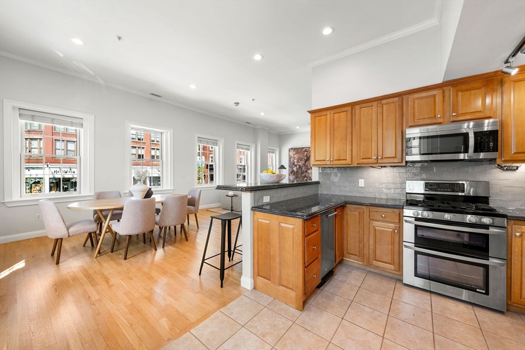 141 Washington St # 3
