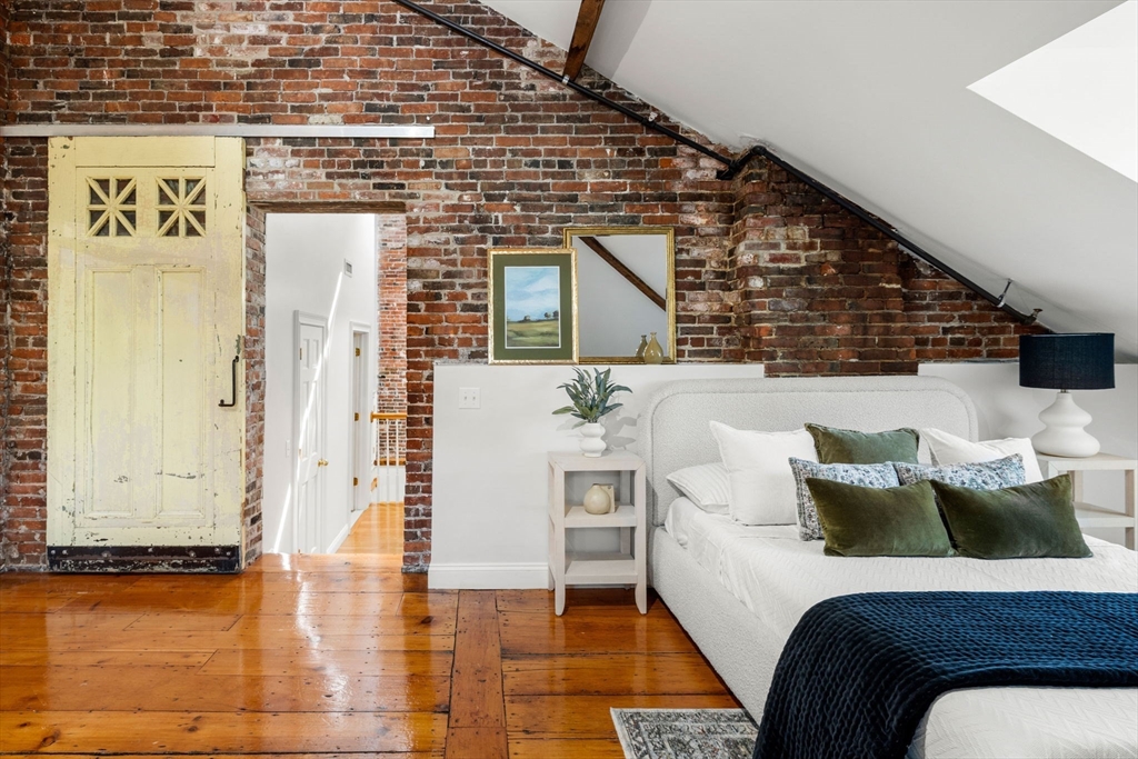 141 Washington St # 3