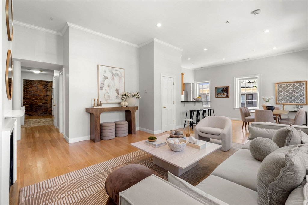141 Washington St # 3