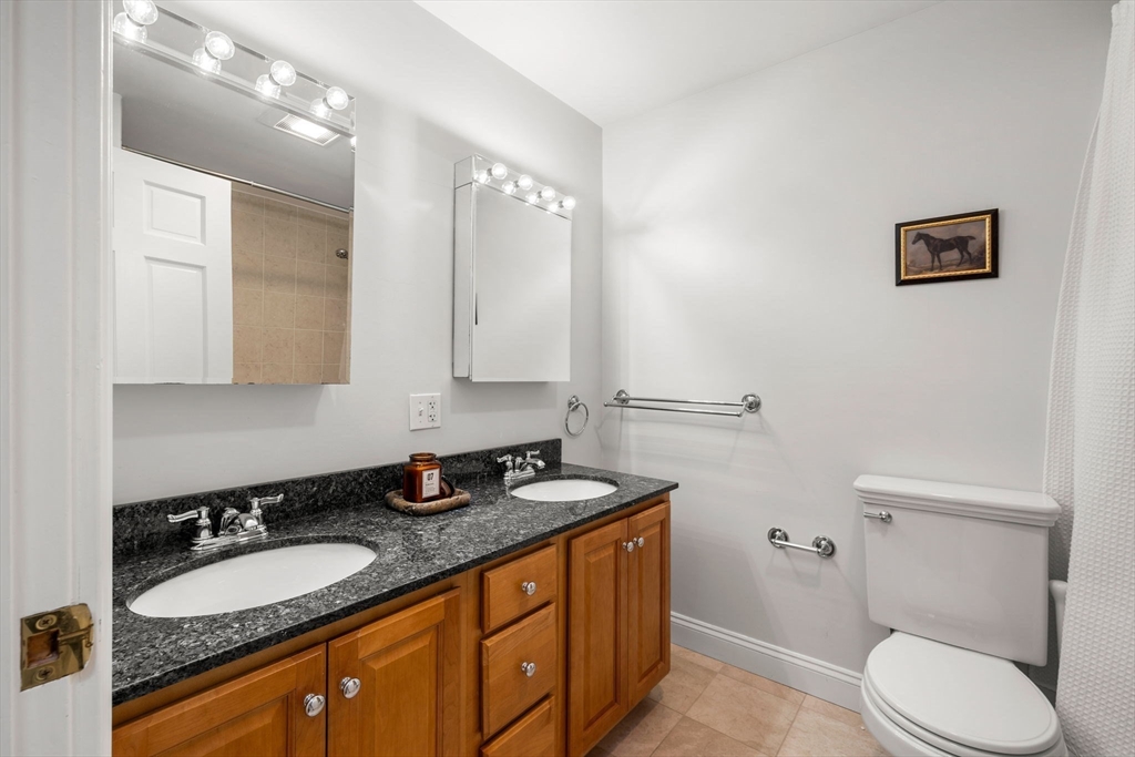 141 Washington St # 3