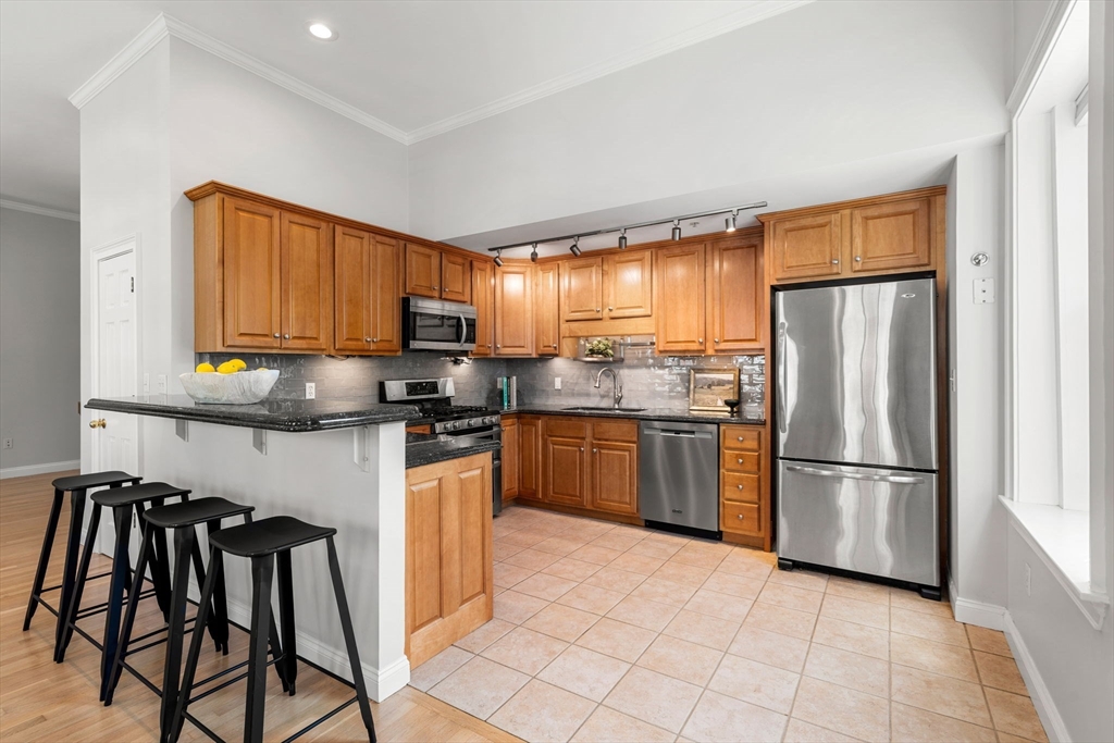 141 Washington St # 3