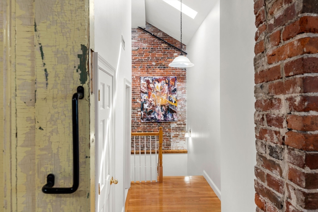 141 Washington St # 3