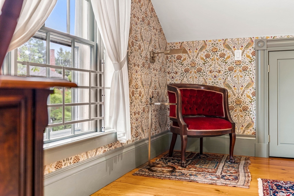 24 Chestnut St # 2