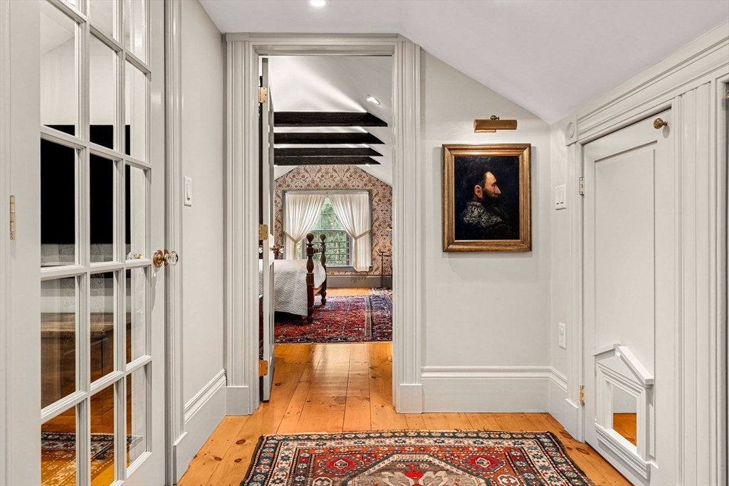 24 Chestnut St # 2