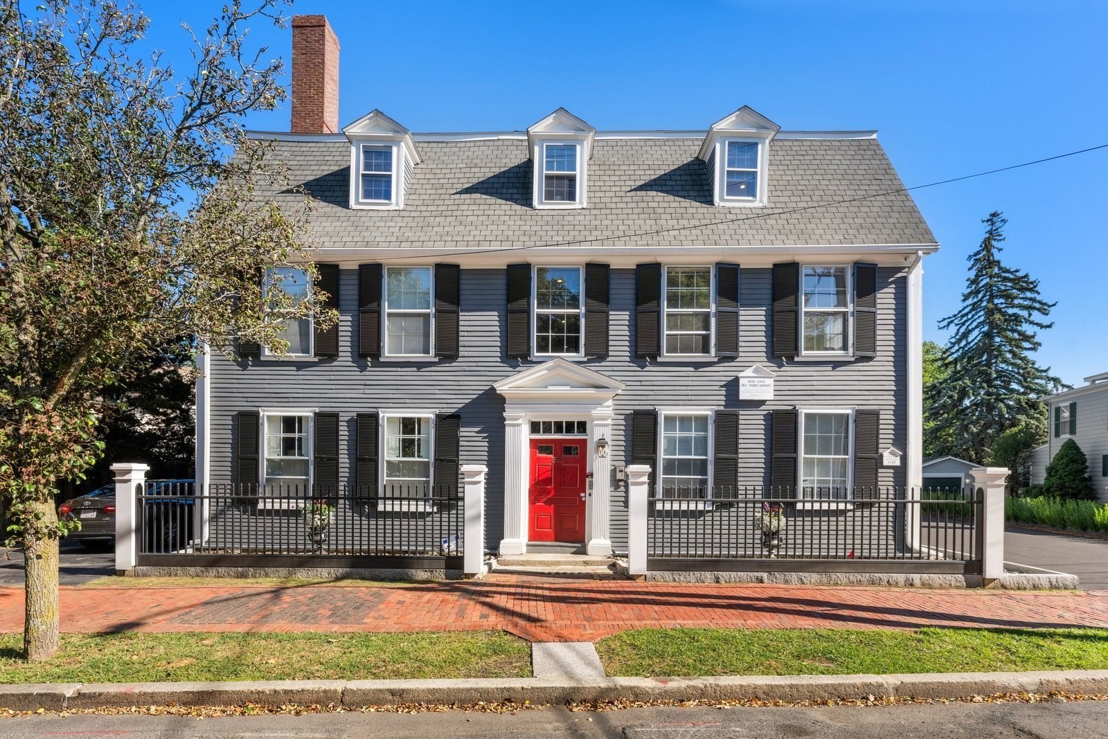 393 Essex St Salem MA