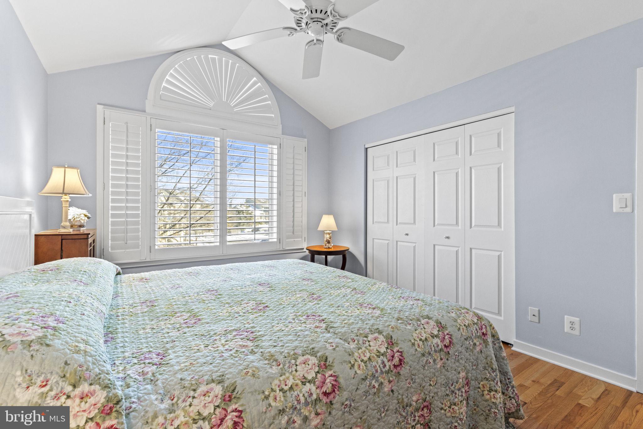 2156 CHESAPEAKE HARBOUR DRIVE